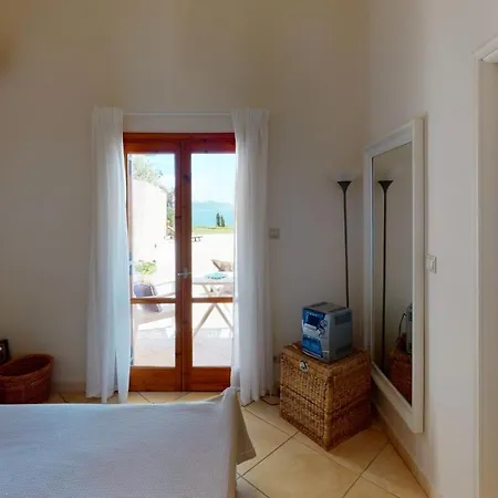 Villa Starchart